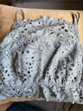 aerie Light Gray/Silver Floral Eyelet Cropped Cami